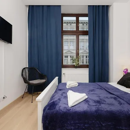 Beautiful Piotrkowska By Renters * Łódź