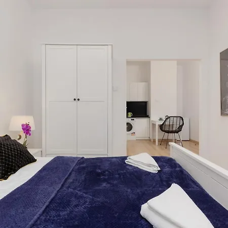 Beautiful Piotrkowska By Renters Apartament Łódź