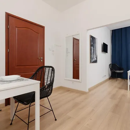 Beautiful Piotrkowska By Renters Apartament