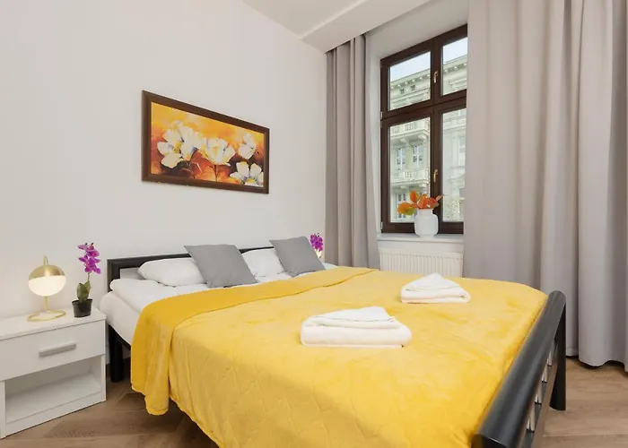 Beautiful Piotrkowska By Renters شقة