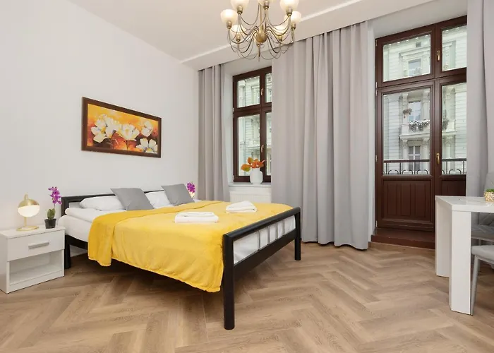 Beautiful Piotrkowska By Renters *