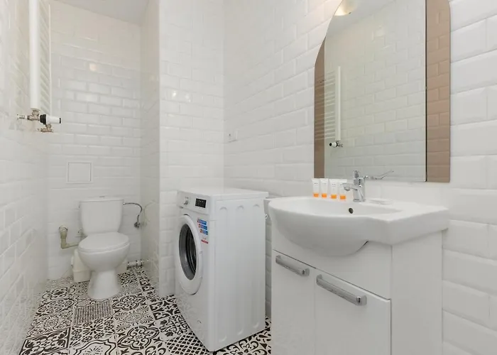 Beautiful Piotrkowska By Renters