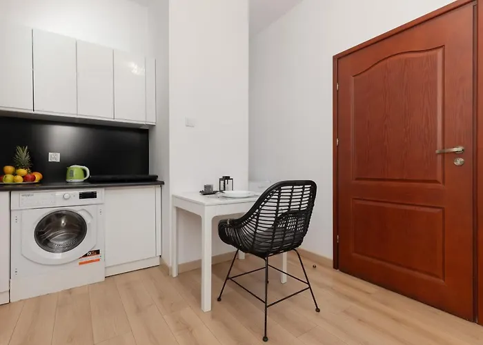 Beautiful Piotrkowska By Renters *