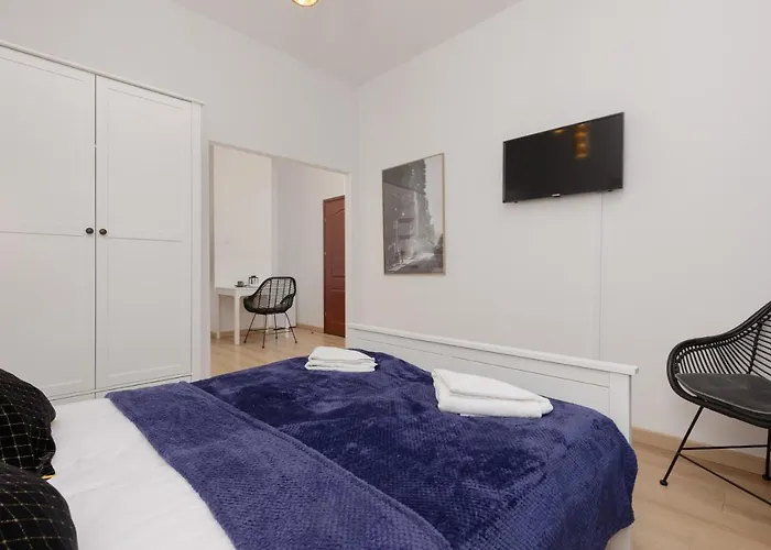 Beautiful Piotrkowska By Renters شقة وودج